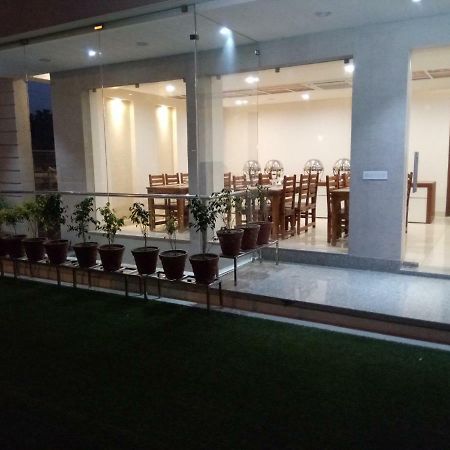 Hotel The Lighthouse Jaipur Bagian luar foto