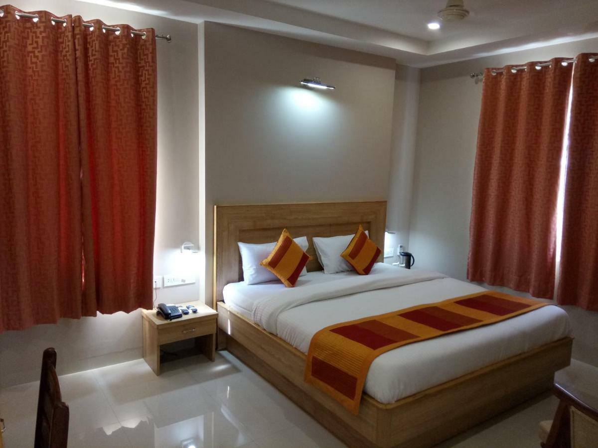 Hotel The Lighthouse Jaipur Bagian luar foto